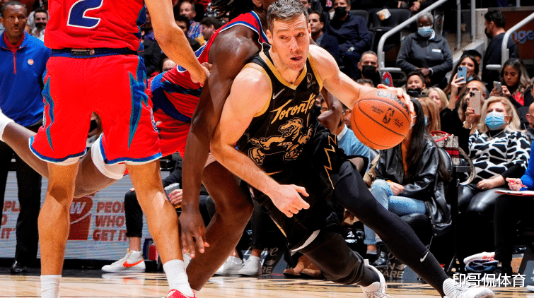 通过一系列 通过一系列